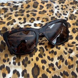 Burberry B4207 sunglasses